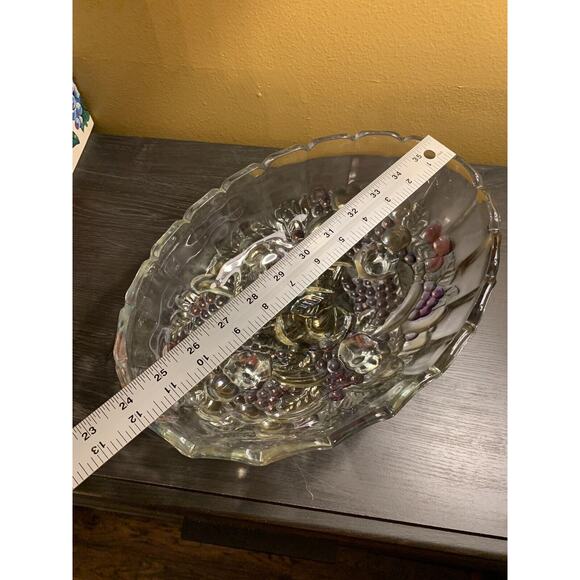 Vintage Indiana Glass Clear Footed‎ Fruit/Salad Oval Iridesent Bowl Grape Color - Picture 8 of 9
